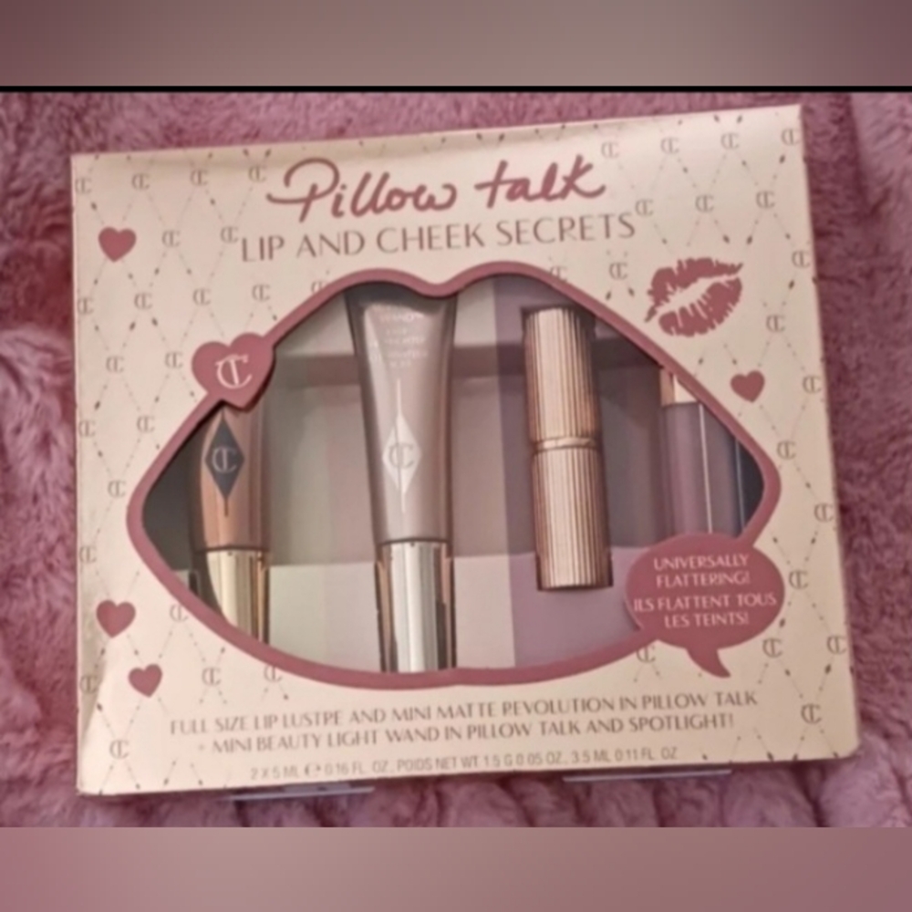NIB Charlotte Tilbury Pillow Talk Lip and Cheek Secrets Set - Pink and Nude